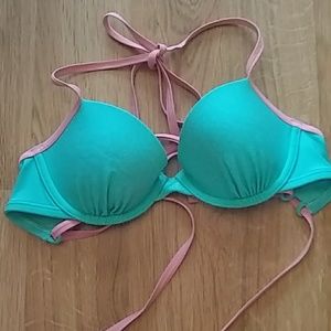 34 A bathing suit top